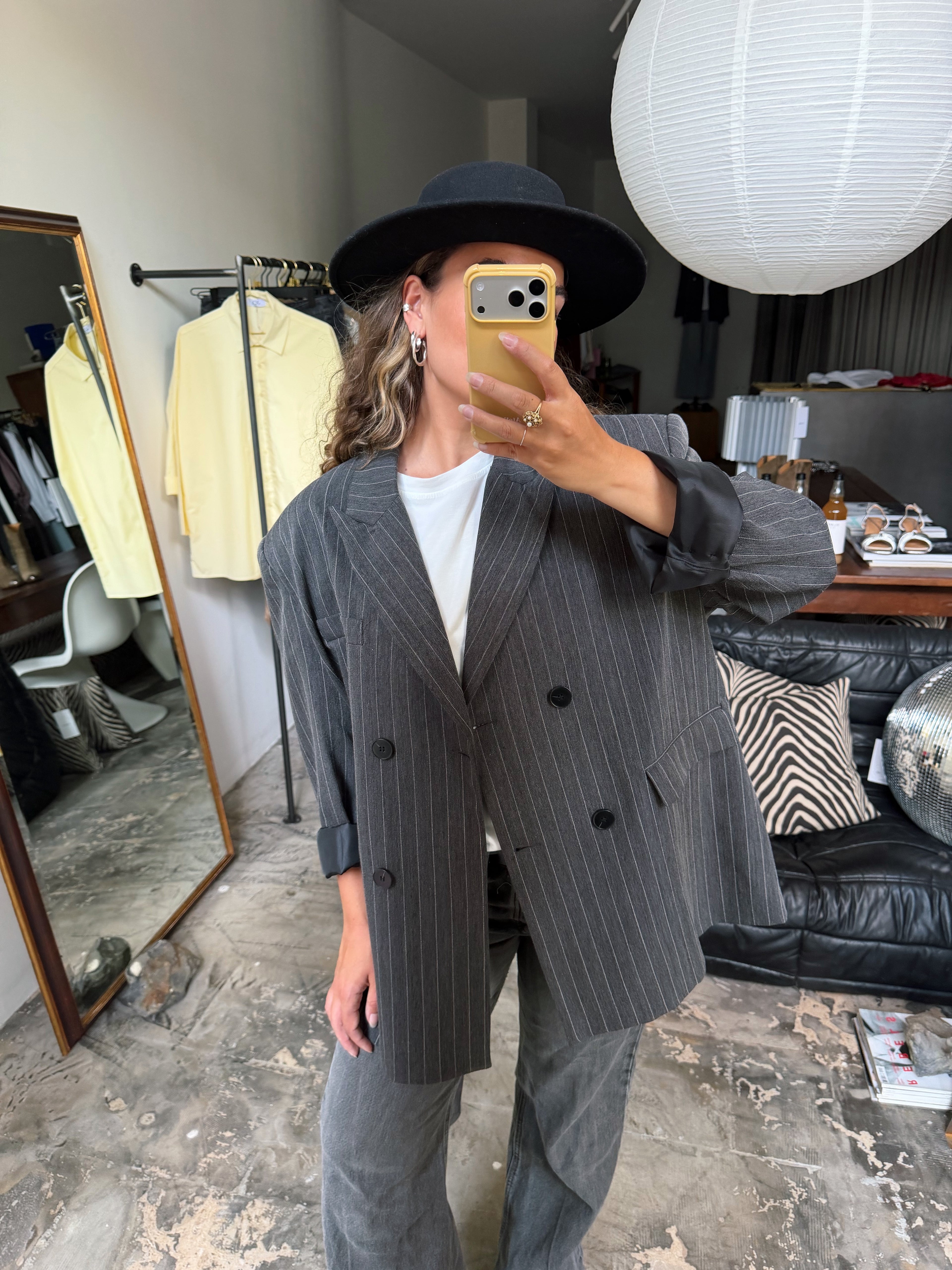 COCO - oversized blazer grijs gestreept